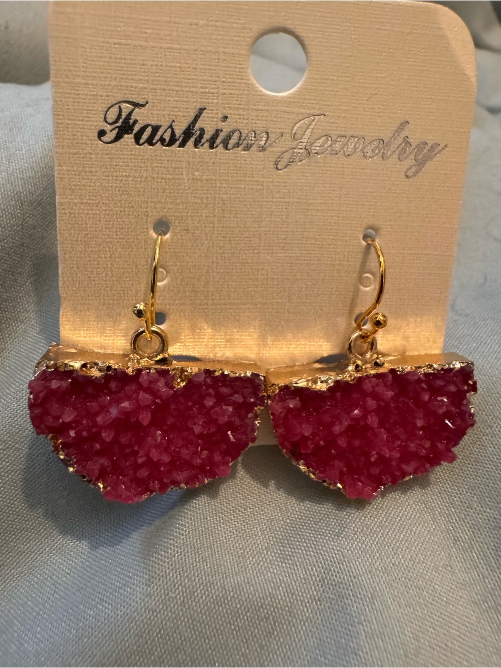 Fuchsia Druzy Style Statement Earrings Gold Tone Raw Crystal Look